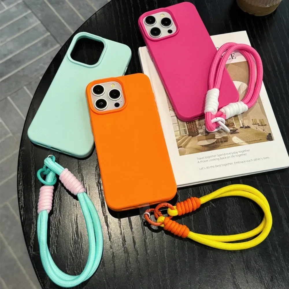 Leather X - Casing Ponsel Tekstur Kulit dengan Tali